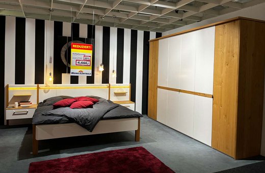Schlafzimmer mit Kommode • Möbel Centrale • Schongau | Penzberg