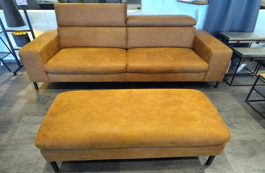 Sofa mit Hocker Cognac • Möbel Centrale • Schongau | Penzberg