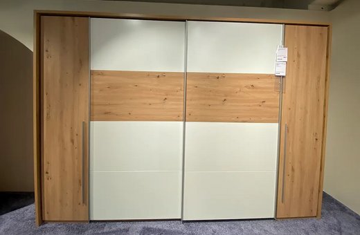 Schwebe-/Drehtürenschrank Susan • Möbel Centrale • Schongau | Penzberg