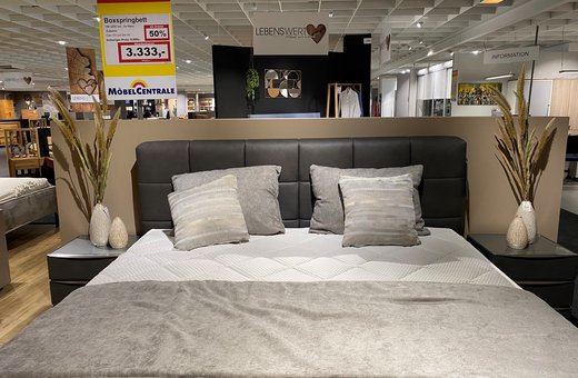 Boxspringbett mit 2 Nachtkommoden • Möbel Centrale • Schongau | Penzberg